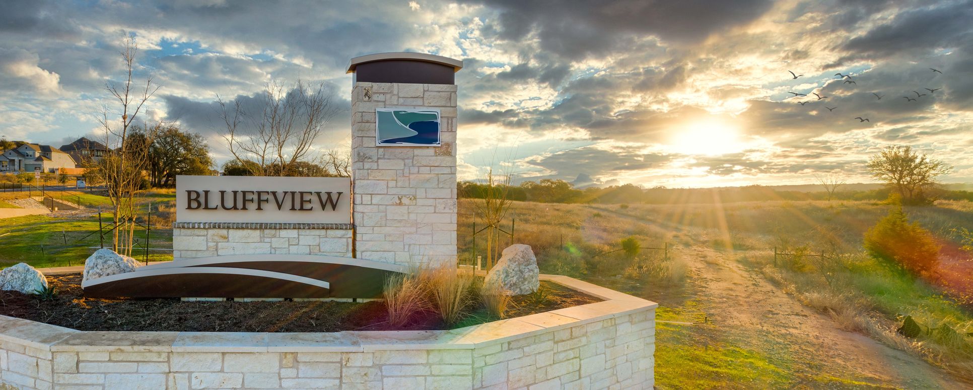 Bluffview Entrance Photo