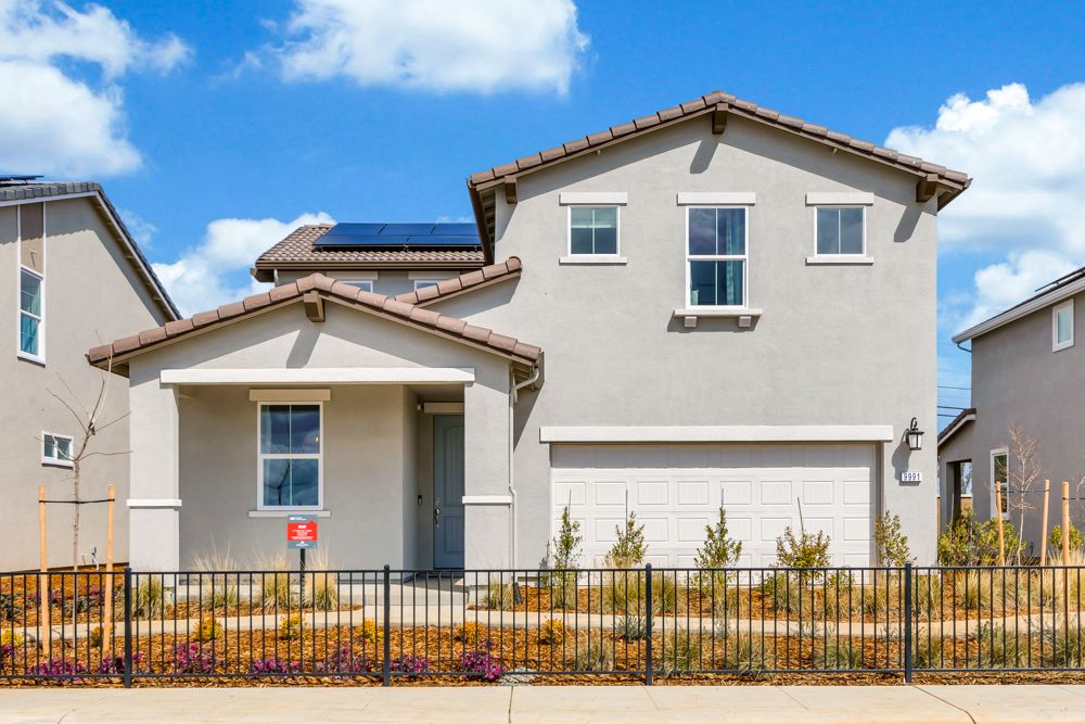 Mae Model Home