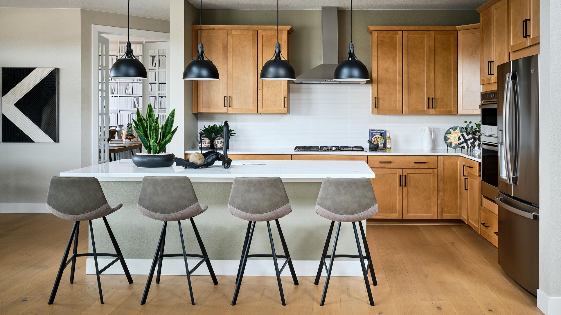 Taylor-Morriosn-Looking-Glass-Reserve-The-Rox...