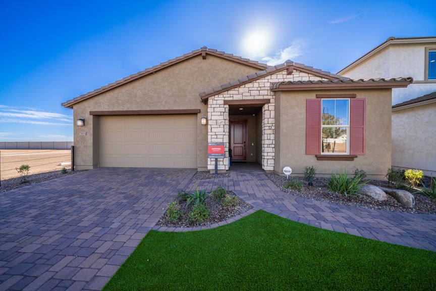 Hawes Encore Sapphire_Exterior