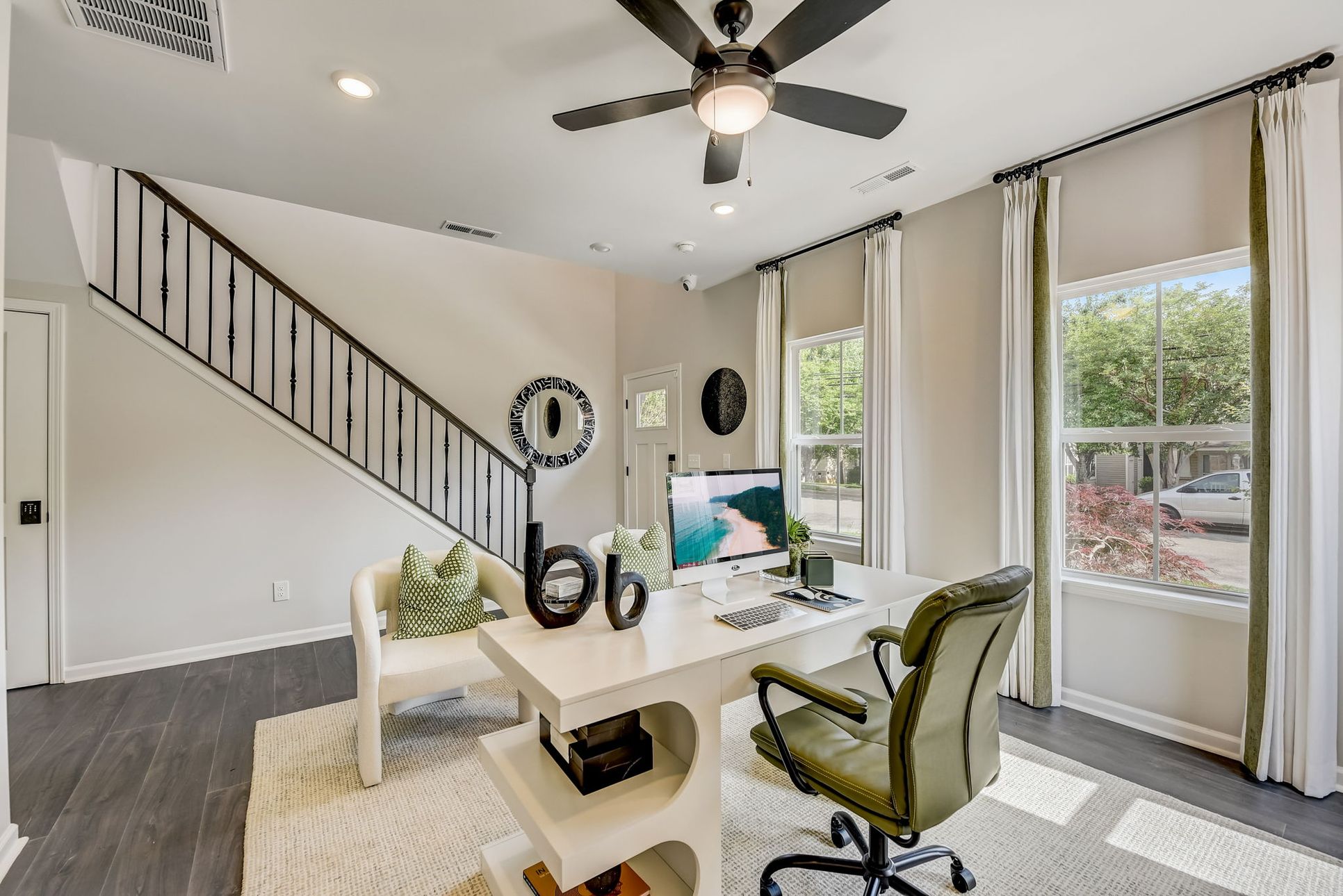 407 Jetton St-008