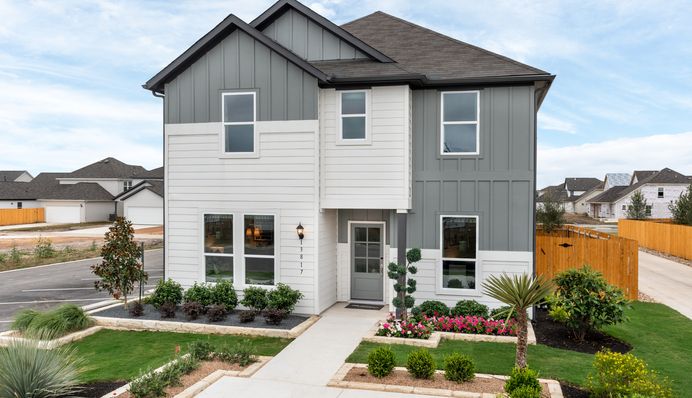 Longview 40s Alley - Bruckner 2 - Updated Exterior:Longview 40s Alley - Bruckner 2 - Updated Exterior