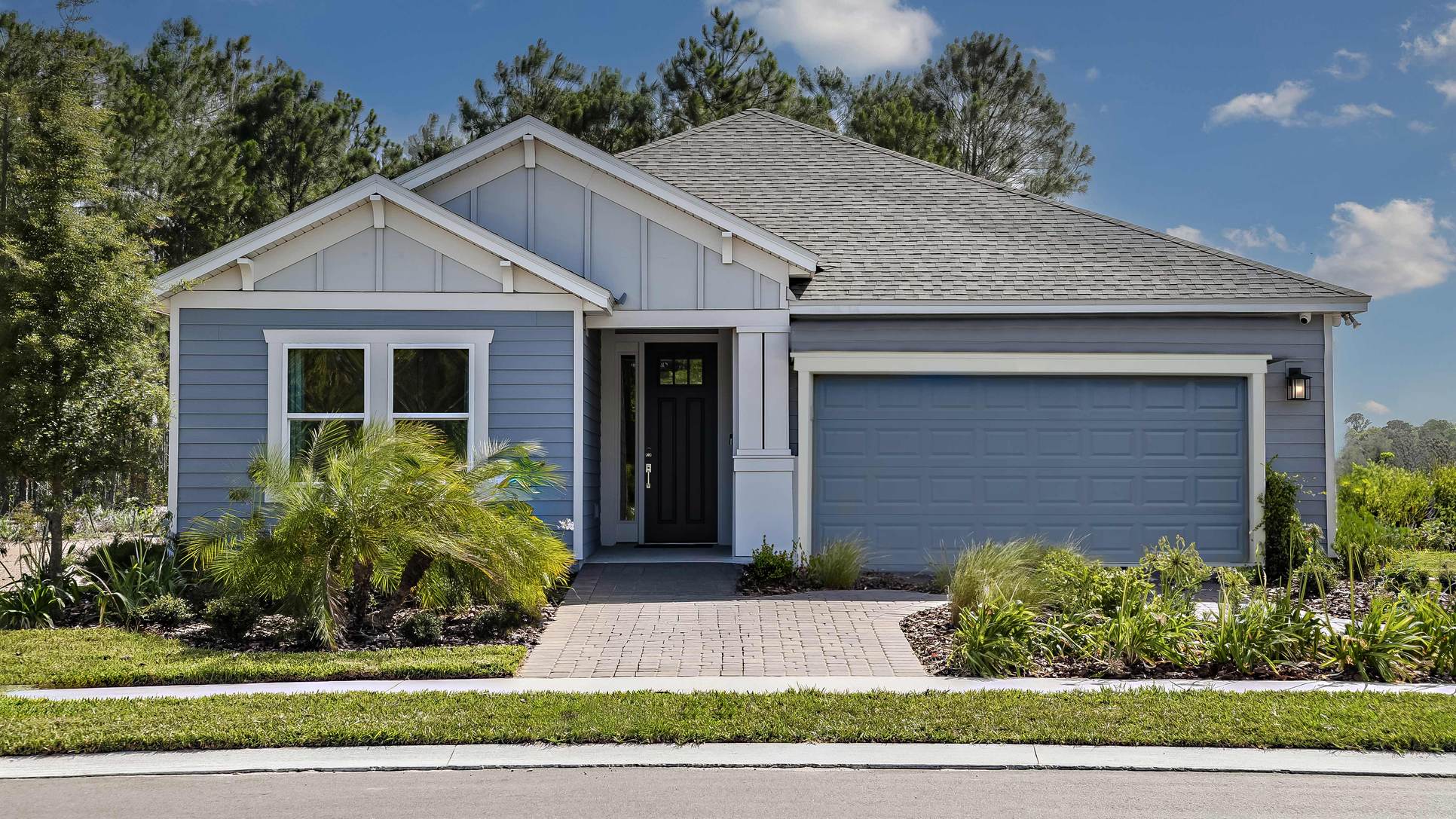 Model Exterior