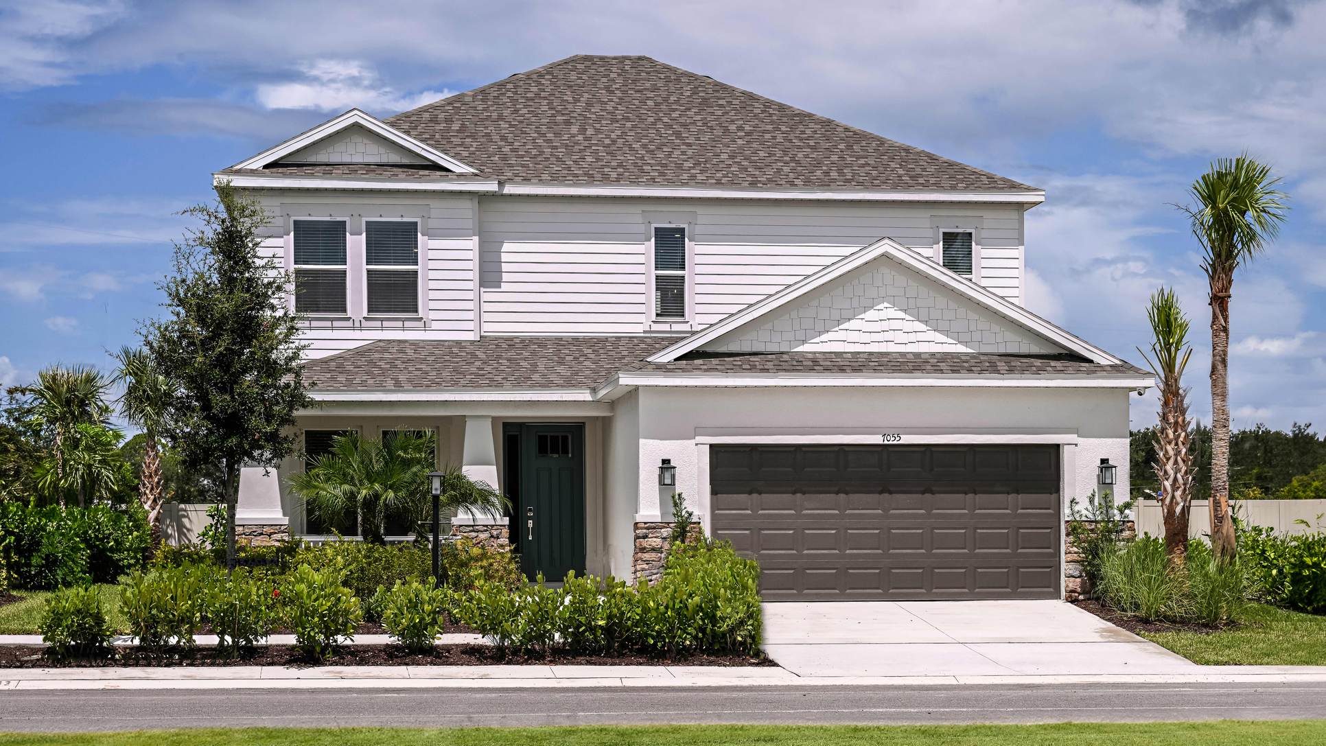Model Exterior:Model Exterior