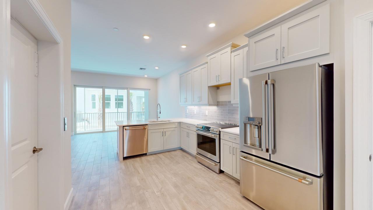 Miramar-Kitchen 1