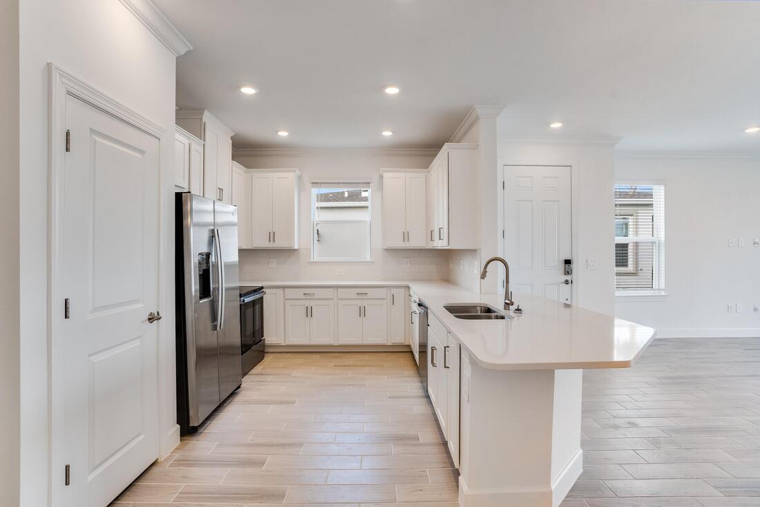 hj-fl-tampa-the-cove-at-west-port-tobagolot115-kitchen-005