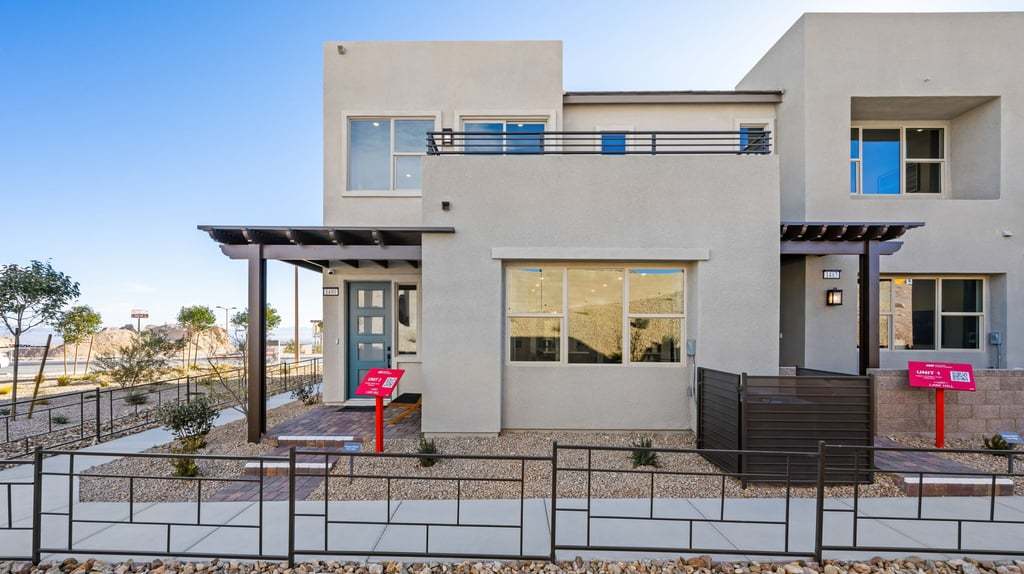 1-custom-TM Lark Hill Unit 3-01