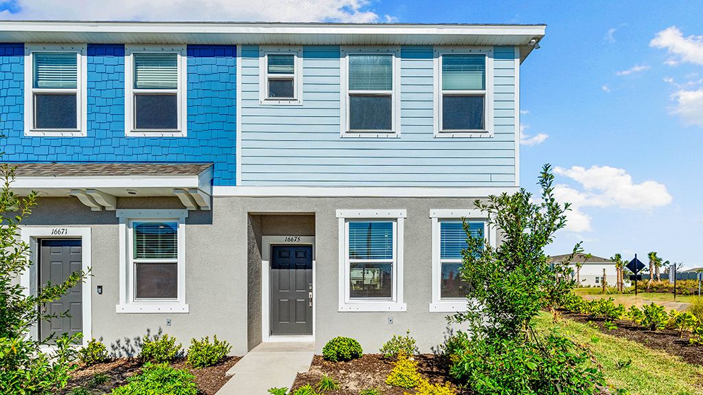 The Townhomes At Azario Lakewood Ranch-20