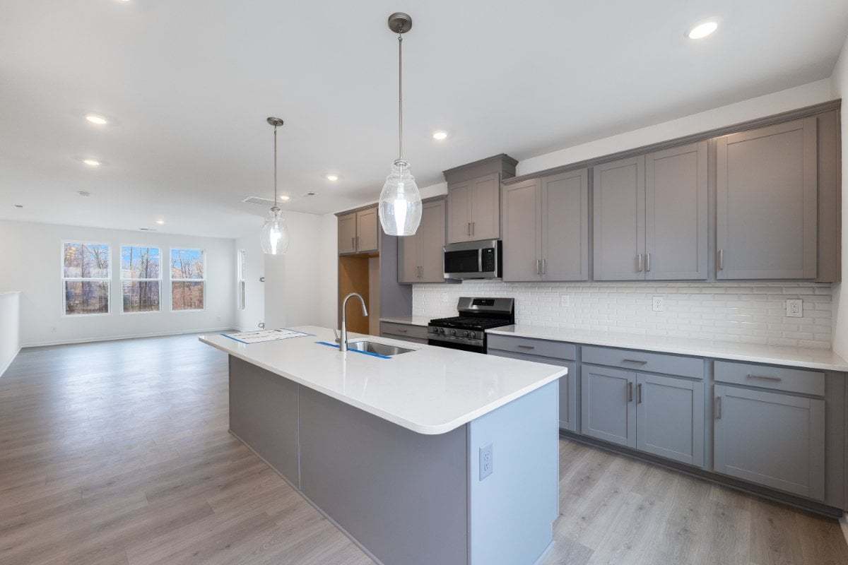 hj-nc-cha-mineral-springs-charlotte-vail-III-qmi-44-kitchen-to-tv-lounge-001