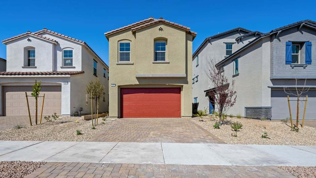 1-custom-Taylor Morrison - 649 N Water Street - 21-01