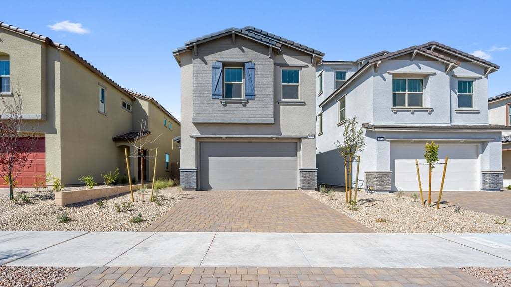 1-custom-Taylor Morrison - 651 N Water Street-01
