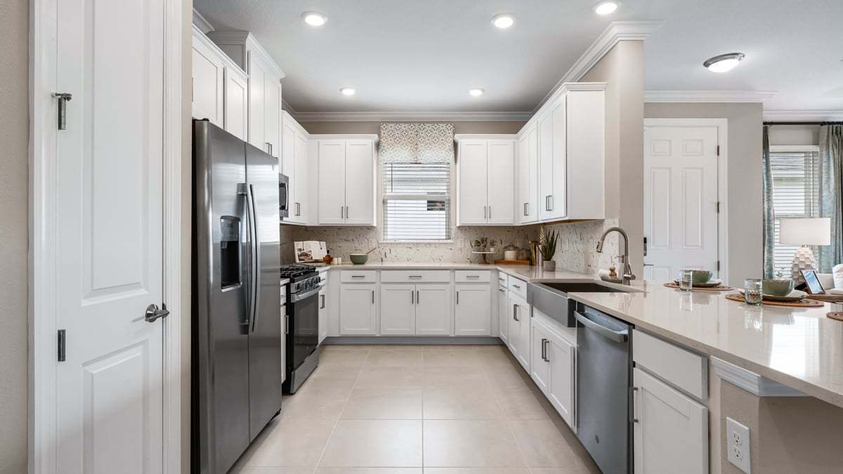 Esplanade at Wiregrass Ranch - Roma Model-20-kitchen