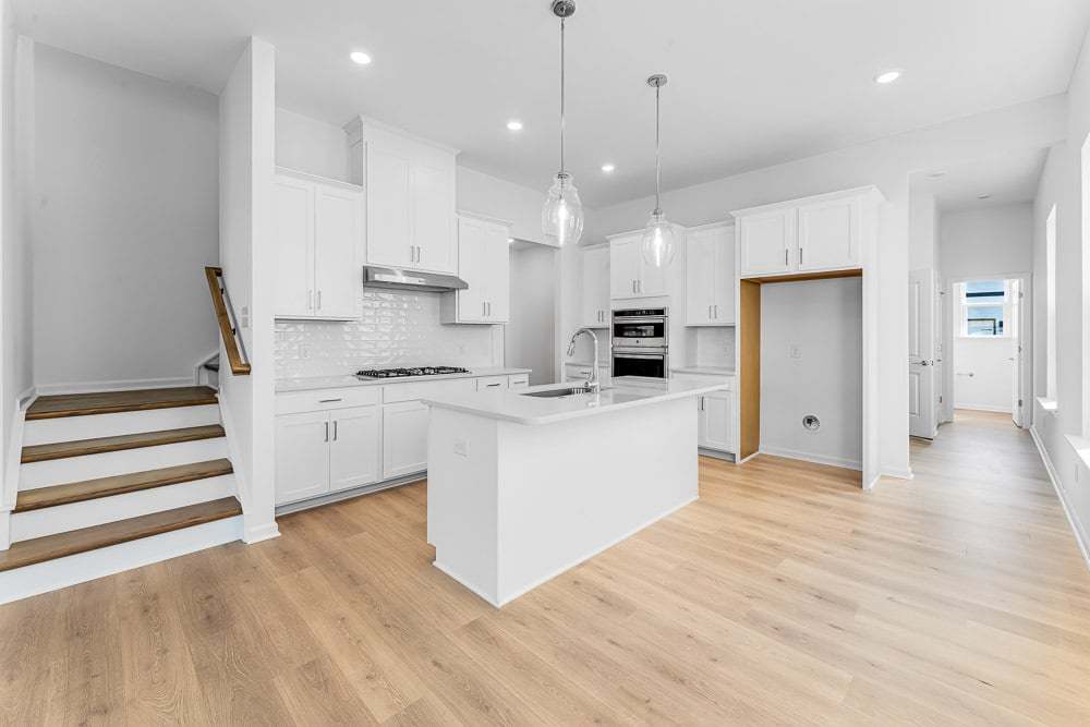 hj-sc-charlotte-ridge-at-sugar-creek-tahoe-3113-beacon-kitchen-001