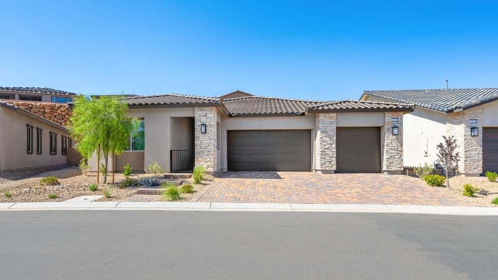 1-custom-Taylor Morrison - 362 Tigullio Ave-01