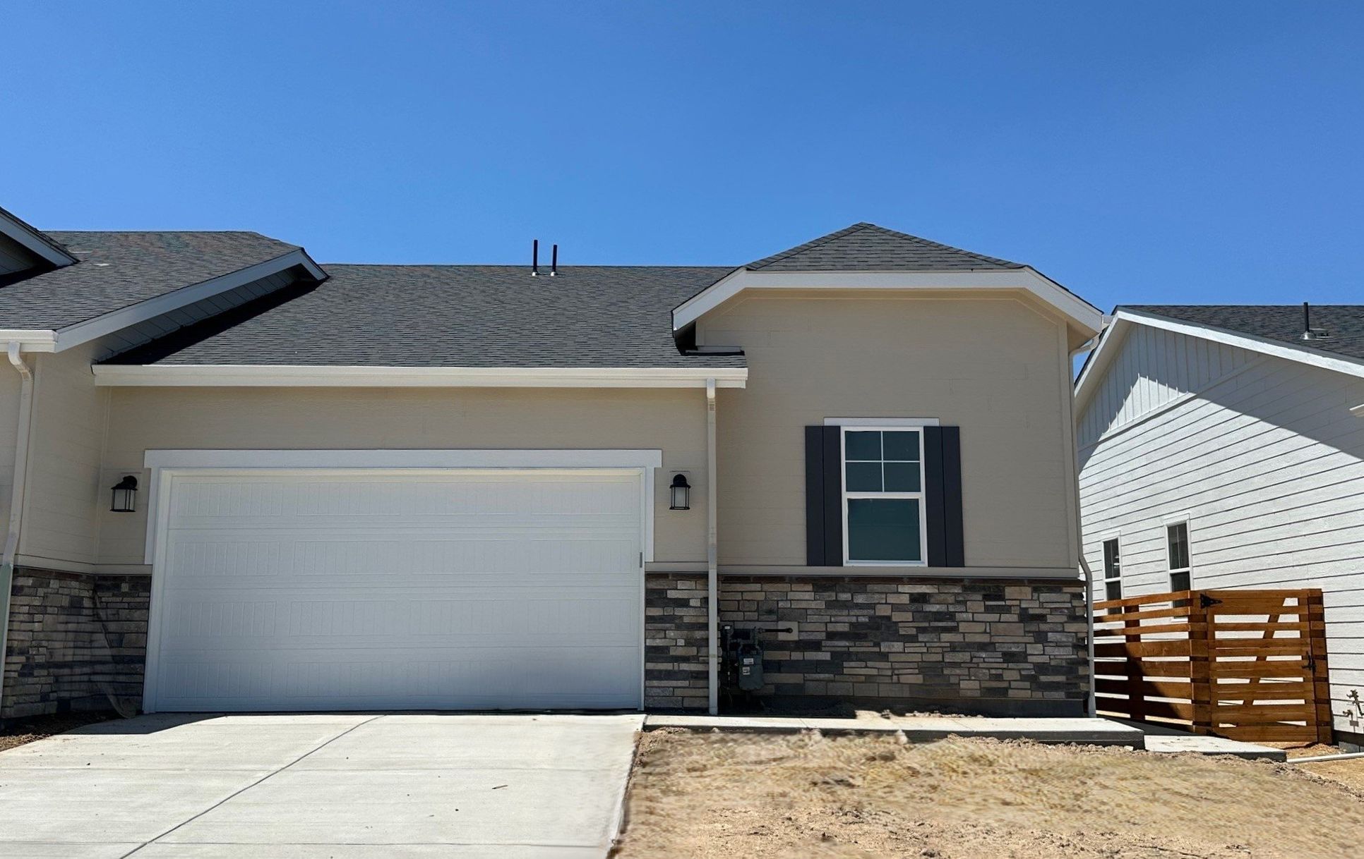 Lot 026009 Front_Lisa Manzo 1