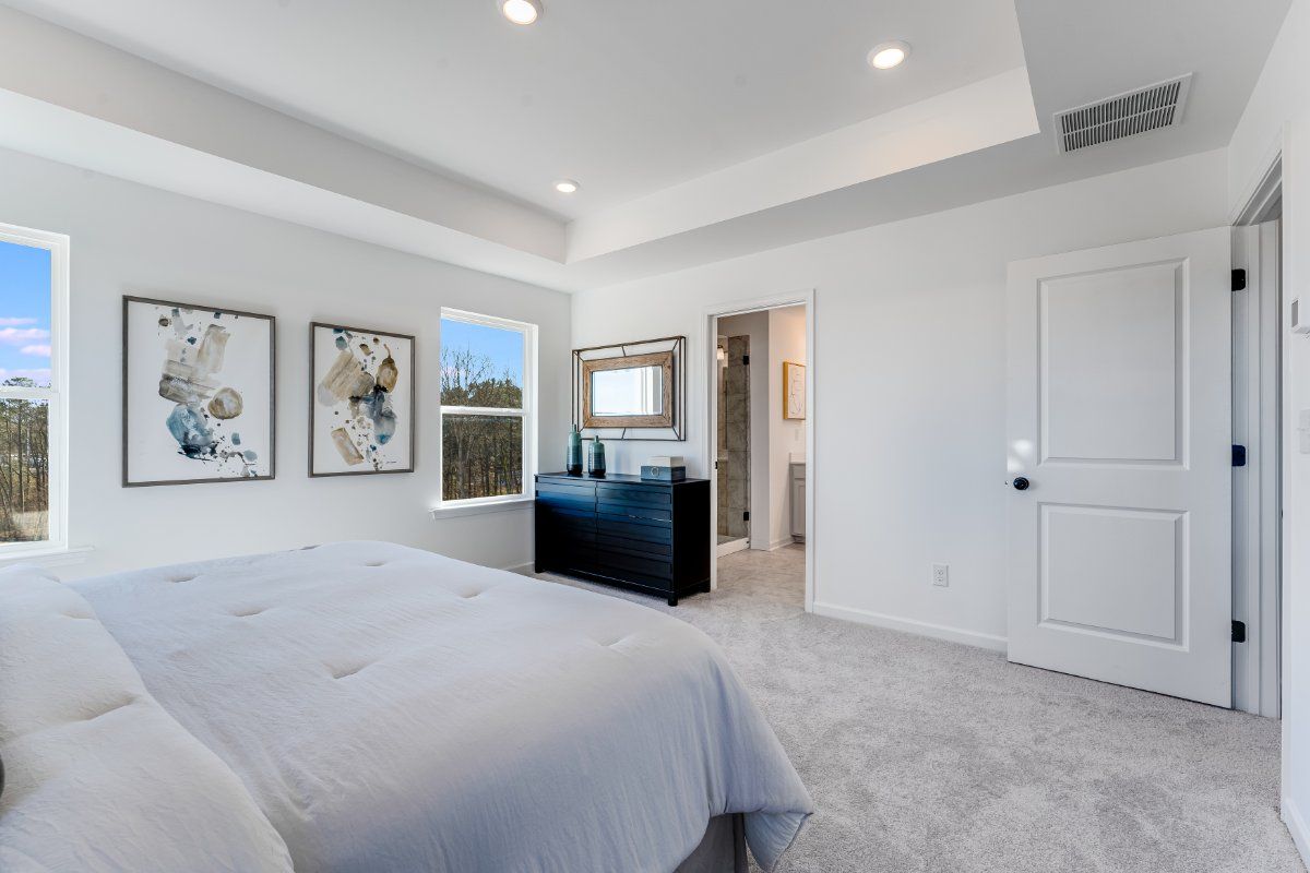 hj-ga-atlanta-auburn-glen-towns-lot76-reynolds-master-bedroom-001