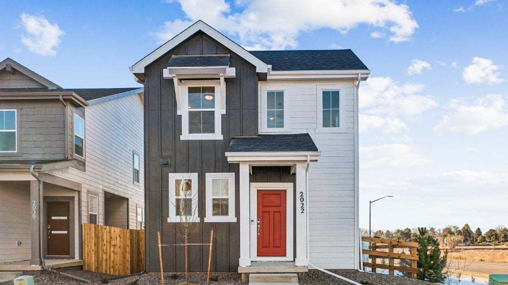 EXTERIOR RESIZED Stella at Farmlore