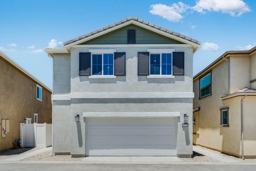 hj-ca-socal-courts-1-lot-33-front-002