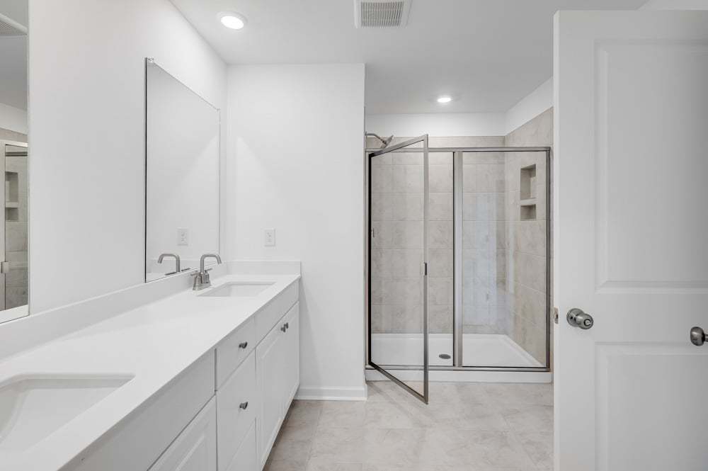 hj-ga-atlanta-hampton-trace-reynolds-lot-63-bathroom-003