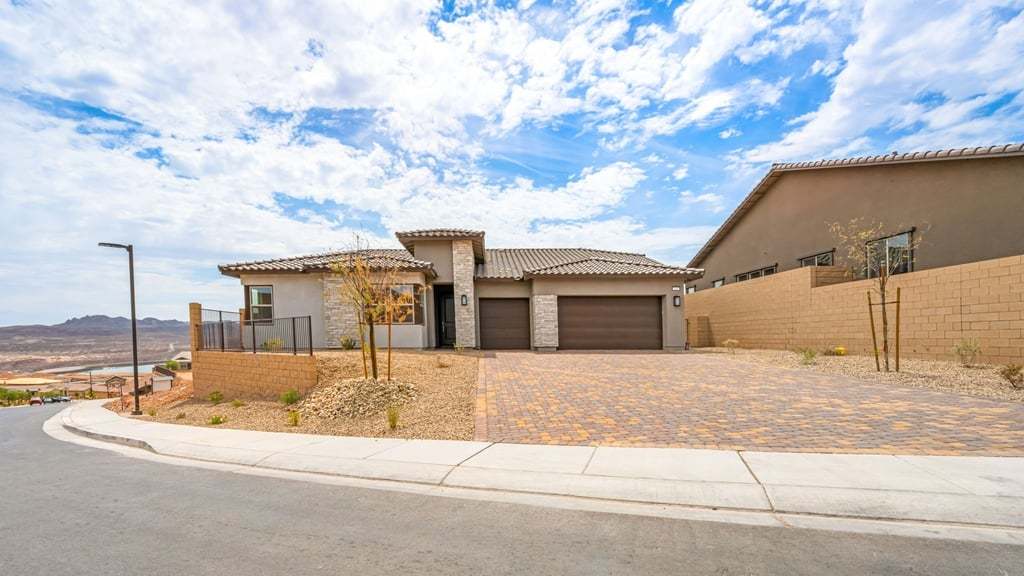 1-custom-Taylor Morrison - 243 Paraggi Bay Dr-01
