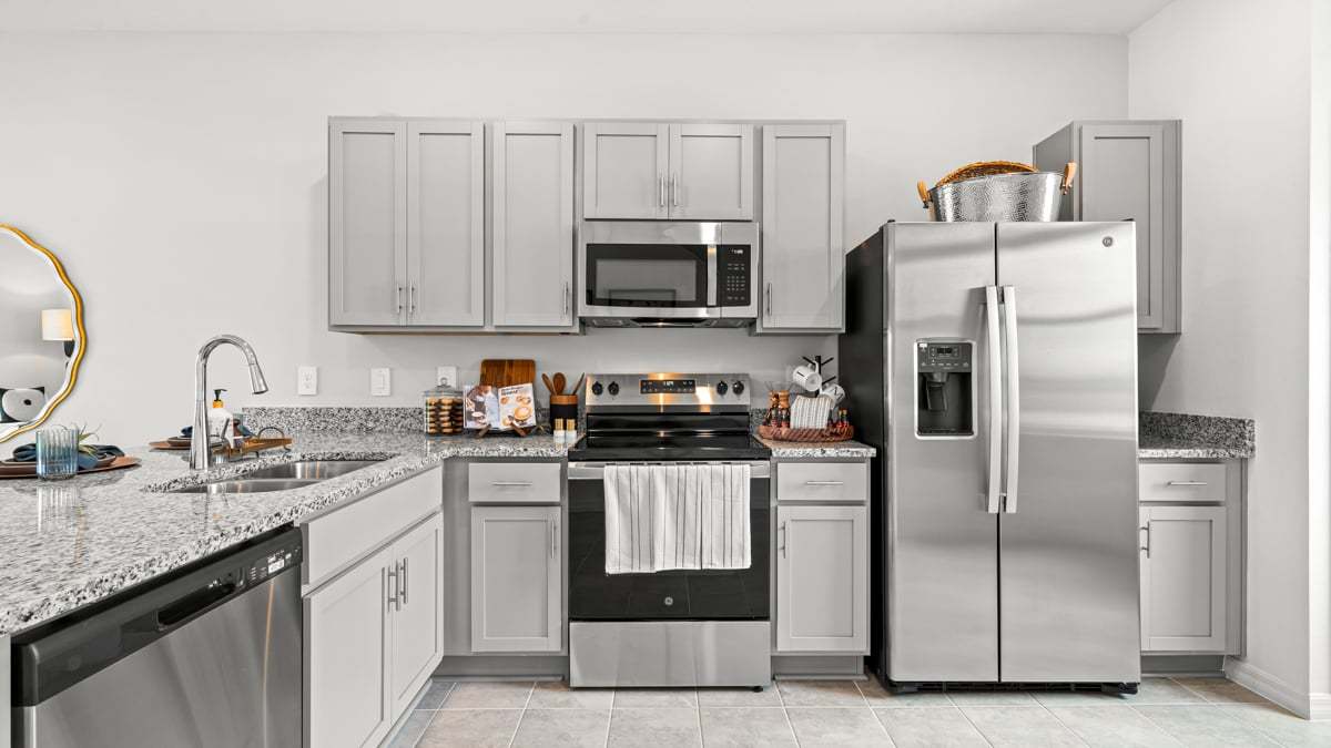 Ivy Model - The Towns at Firethorn-9 kitchen