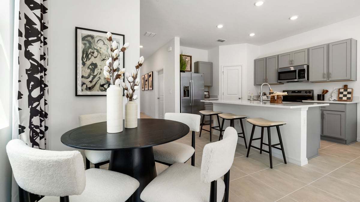 Jasmine Model - The Towns at Firethorn-19 dining and kitchen