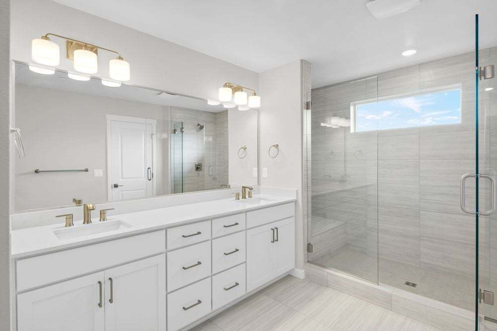 hj-wa-seattle-senderos-e22b-lot-11-2-bathroom-003