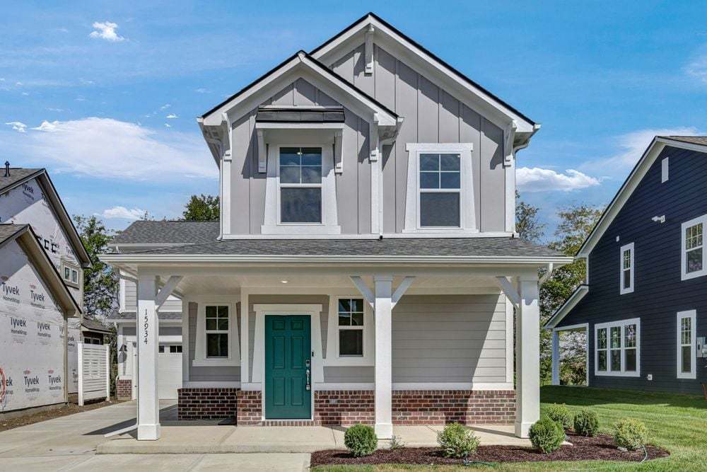 01 front exterior-in-fishers-cyntheanne-woods-tribeca-lot-35-front