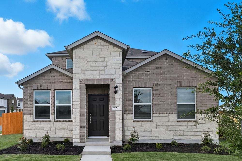 hj-tx-austin-longview-walton-lot-18-front-001