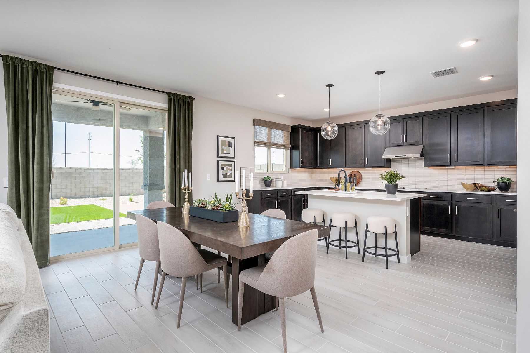 Bentridge Canyon Series - Kitchen and Dining - 1800x1200 Risewell Homes