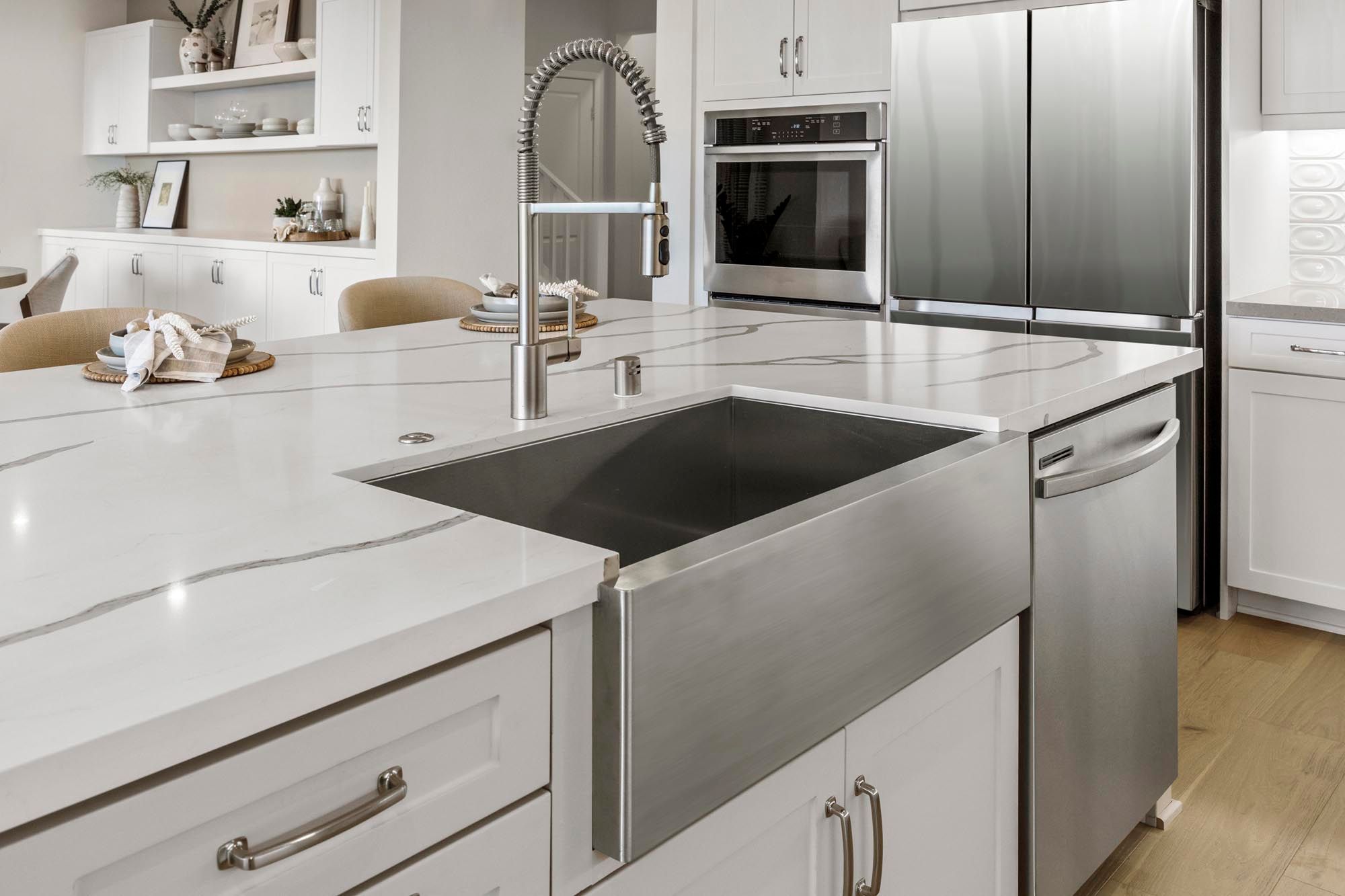 Wildstar-Narra-Hills-Plan-1-Kitchen-Detail-2000x1333-Risewell-Homes