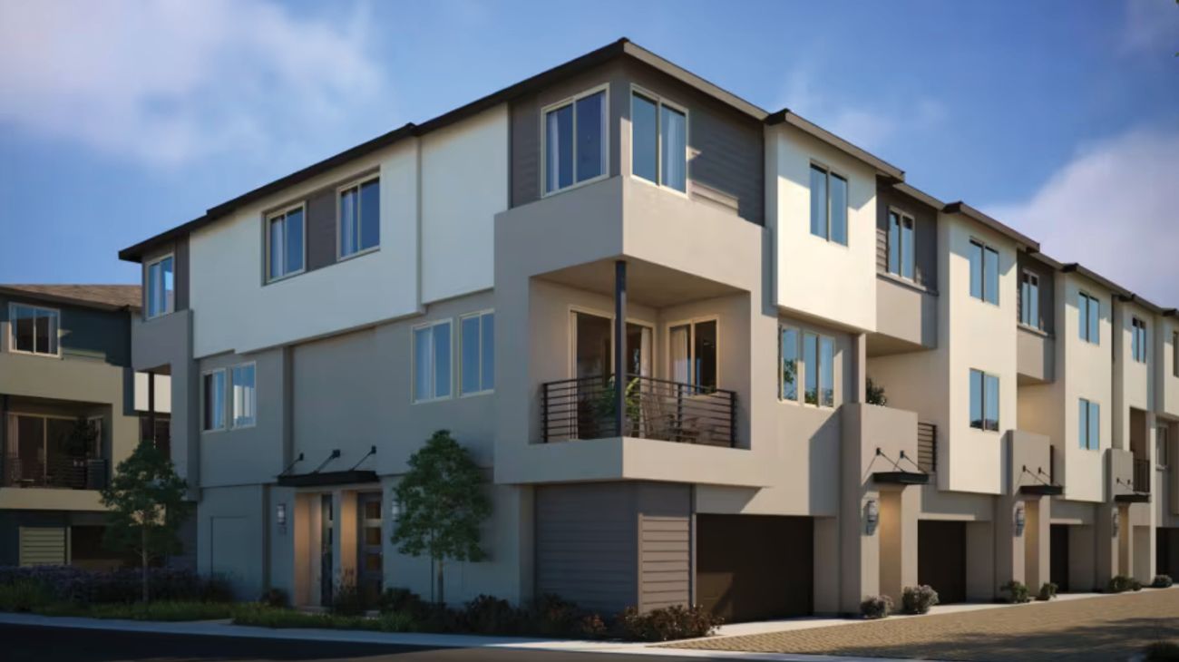Sumner Village - Townhome Similar- 1300x730 Risewell Homes