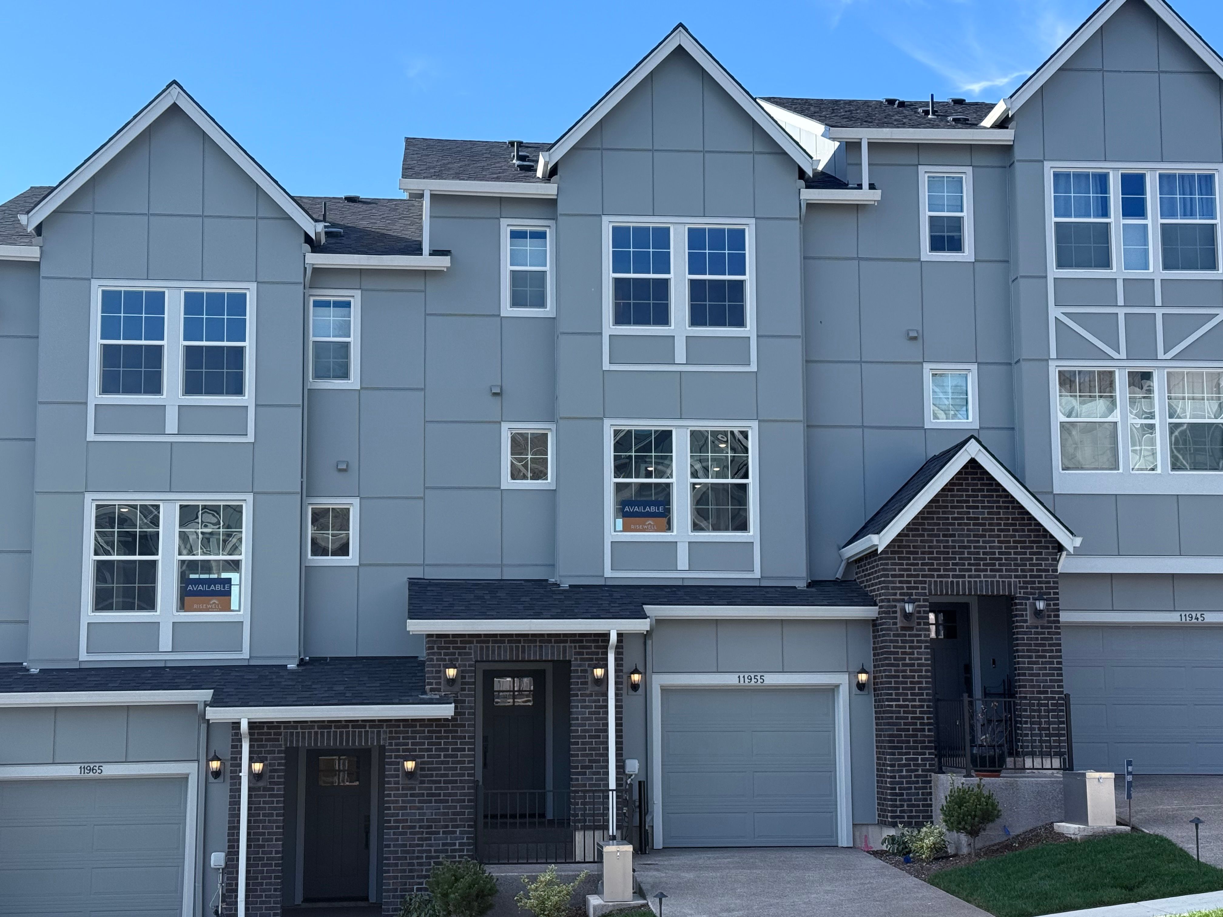 The Townes at the Vineyard - Lot 197 - Front Exterior - Homesite Photography - Risewell Homes