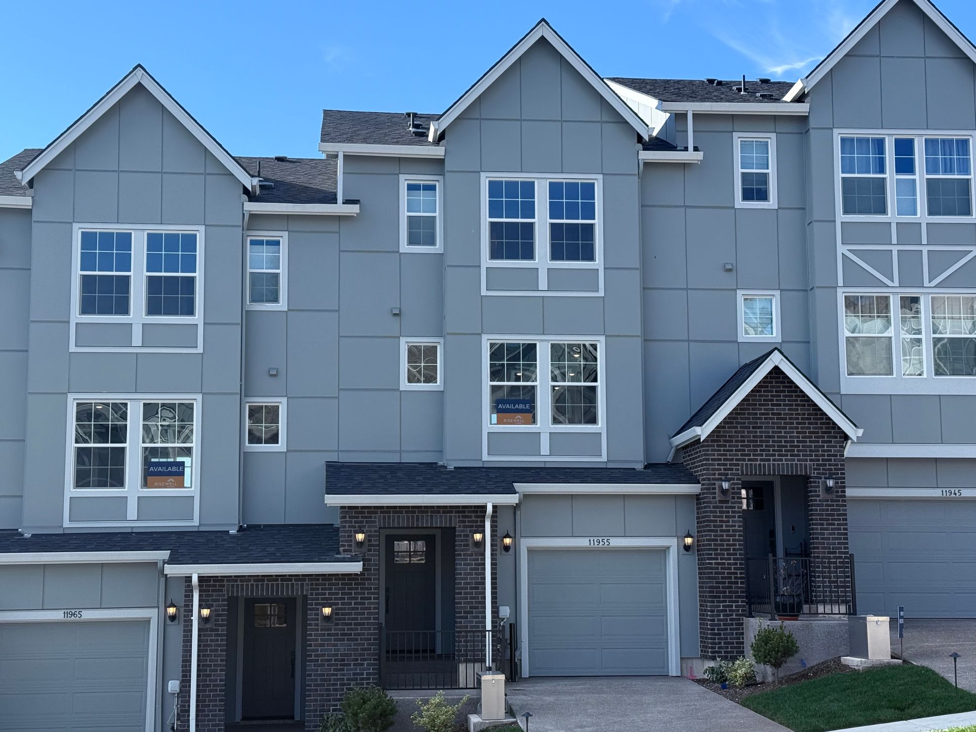 The Townes at the Vineyard - Lot 197 - Front Exterior - Homesite Photography - Risewell Homes