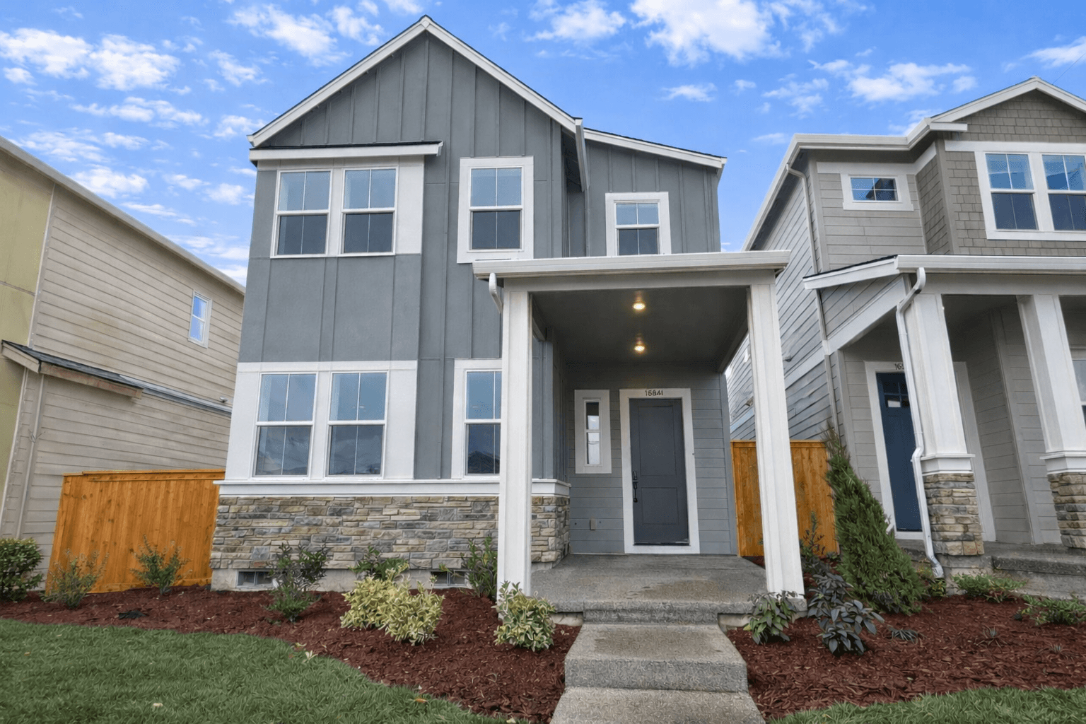 The Centre at Kingston Terrace - 42 - Front Exterior - Homesite Photography - Risewell Homes