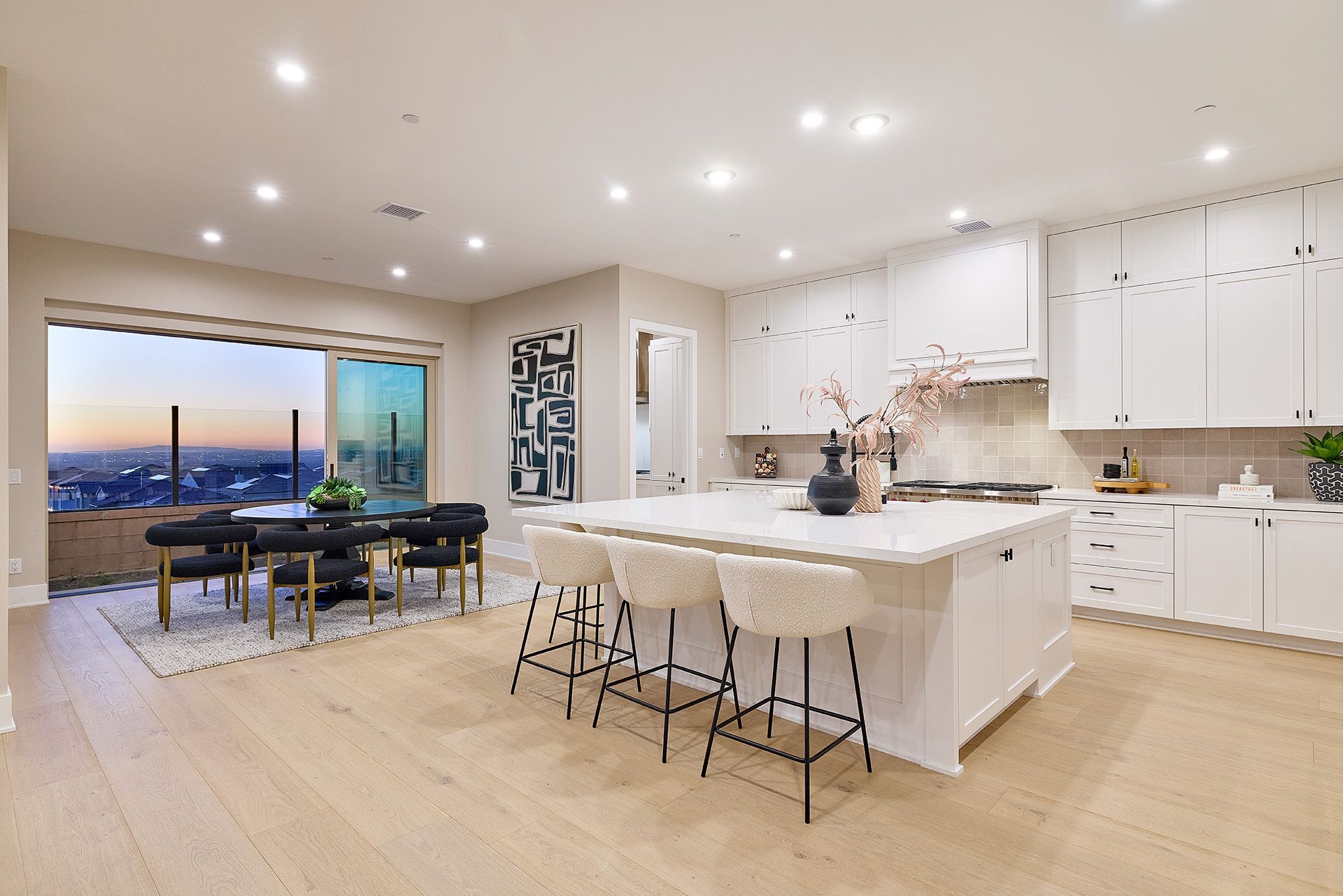 Olivewood-Lot 80-Dining Kitchen-1920x1280-Risewell Homes