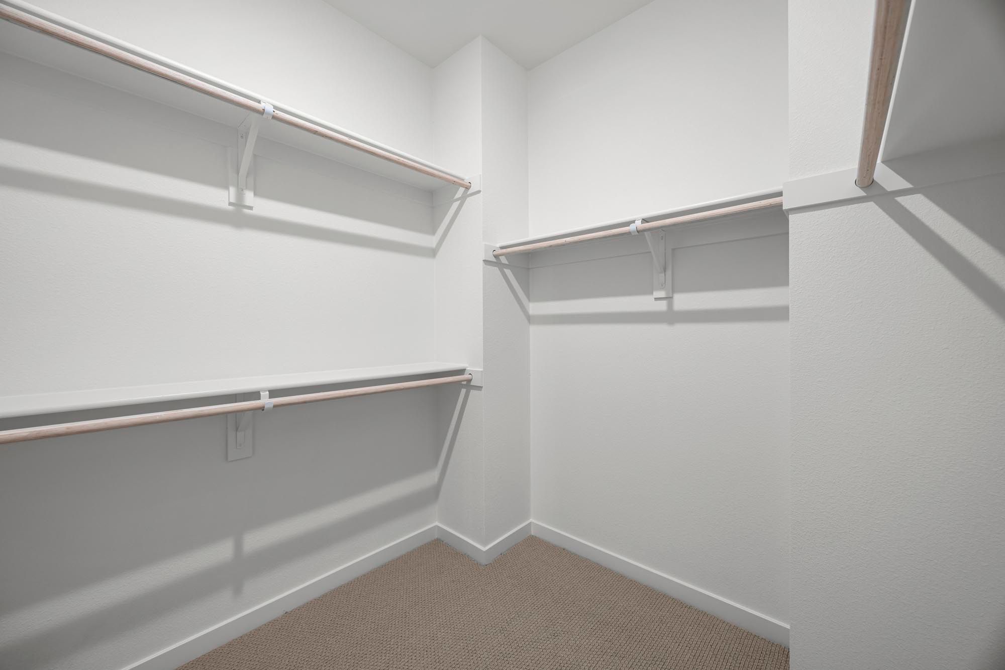 Mason-Plan-7-Walkin-Closet-2000x1333-Risewell-Homes