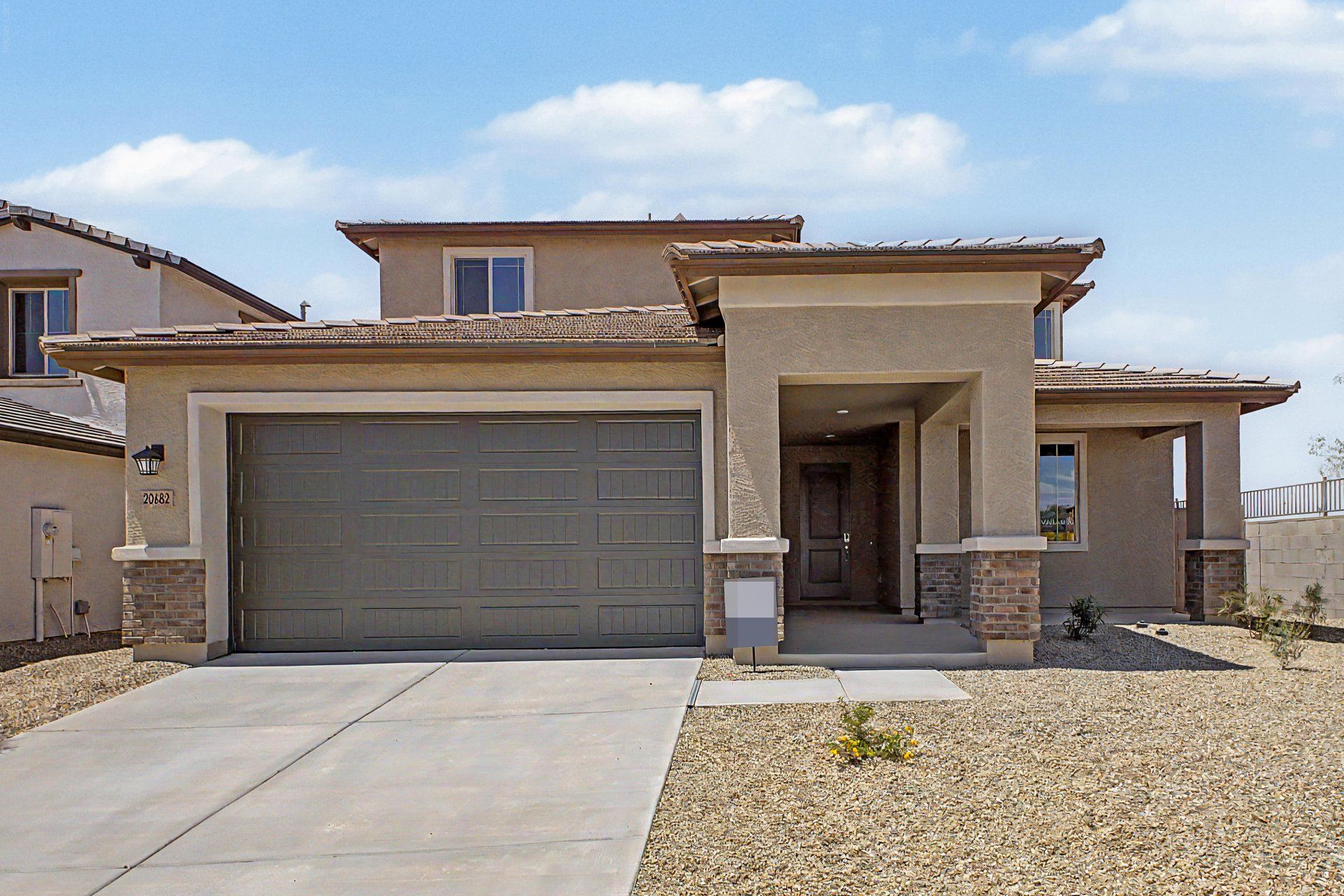 Frontera-Lot 90-Exterior-Homesite-Photography-1920x1280-Risewell-Homes
