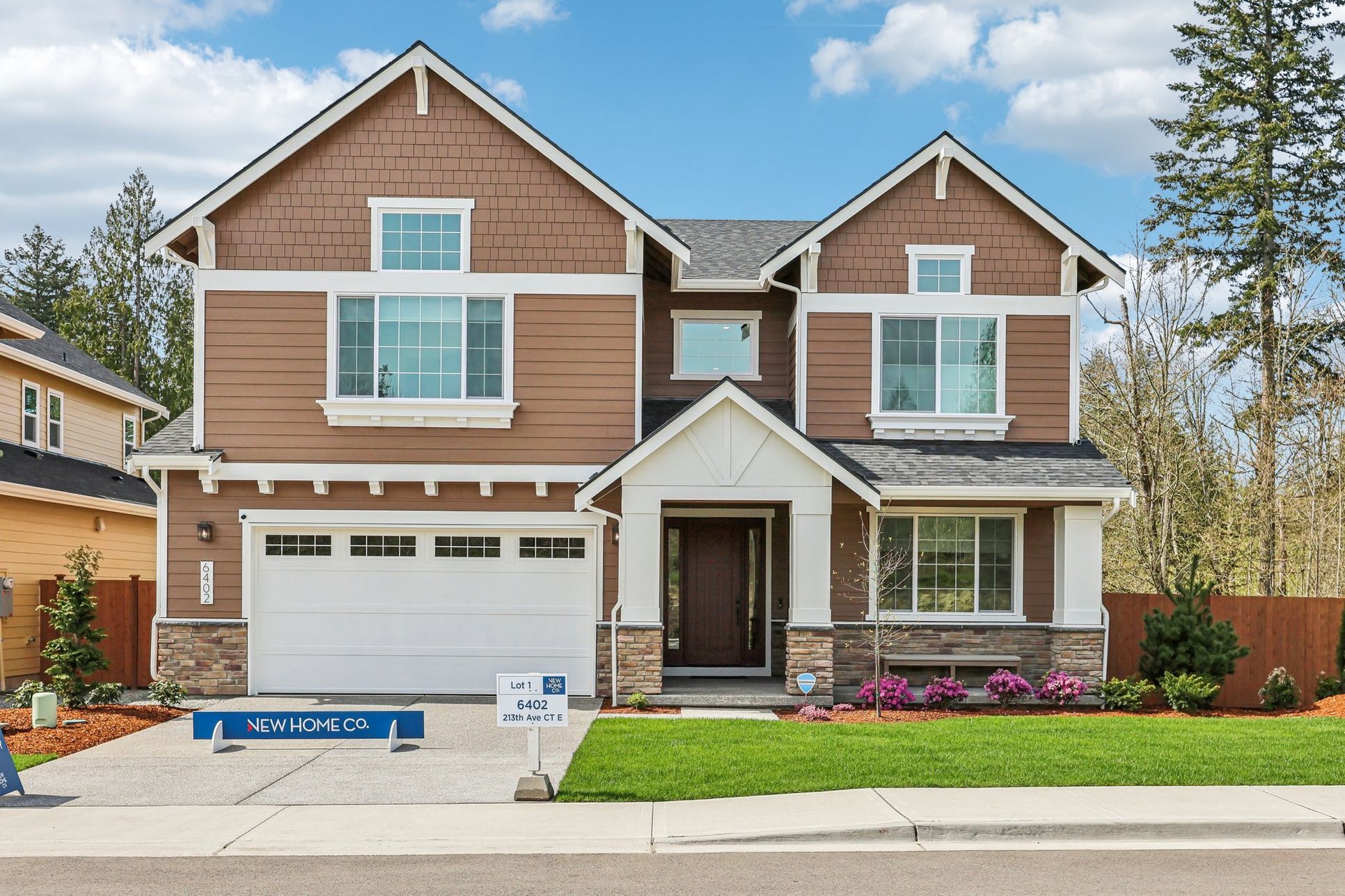 Plan 4060:Front Exterior of Lot