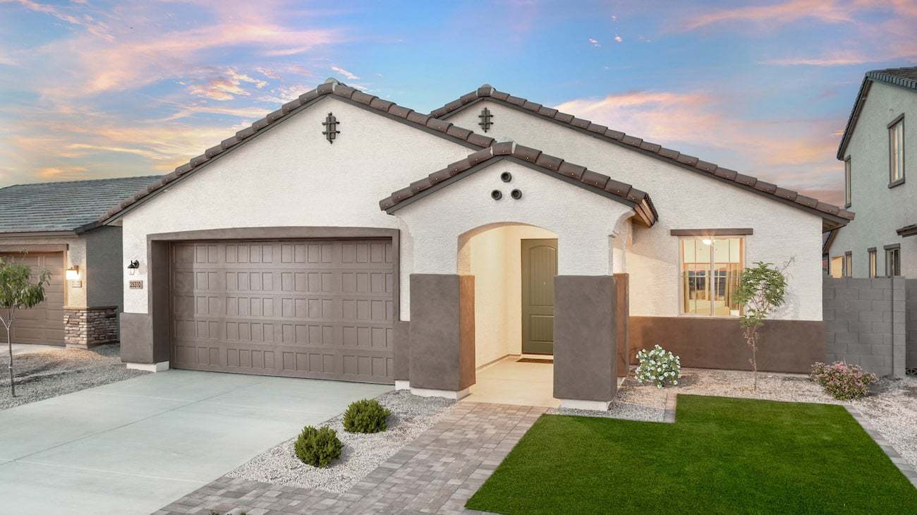 Windstone Ranch North - Front Exterior Model Home - Model Photography
