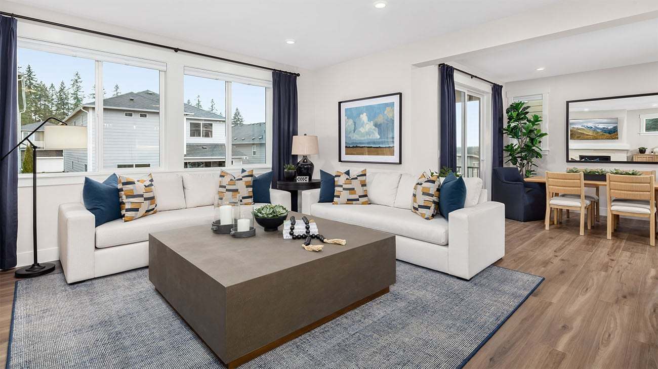 Liberty-View-Victorian_GreatRoom_1300x730-Model Photography