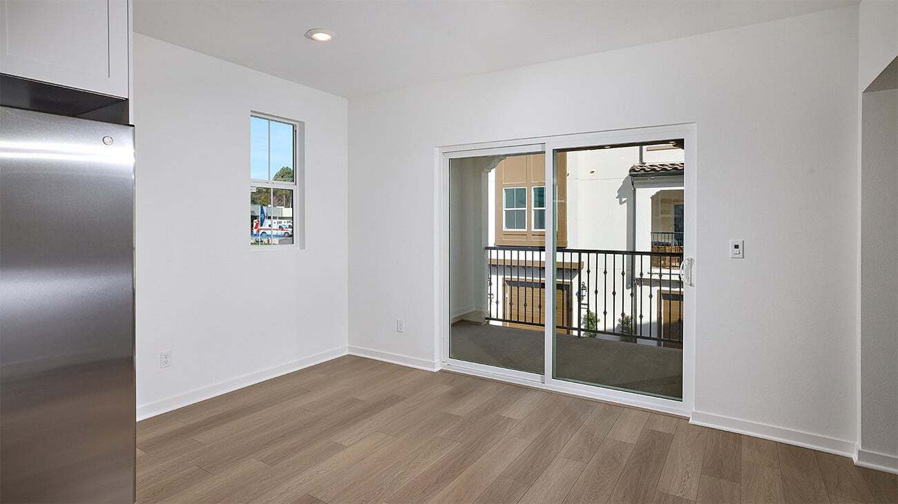 Centro - Homesite 38 - Dining Room - Homesite Photography
