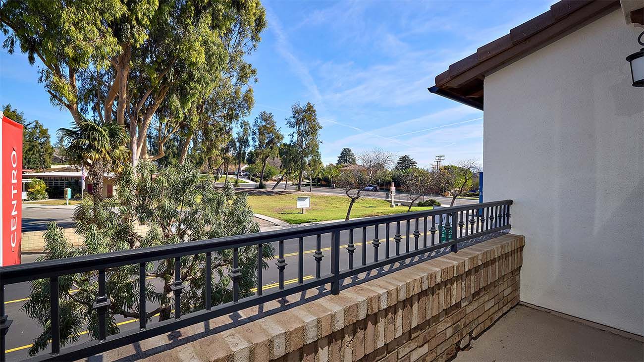 Centro - Homesite 21 - Balcony - Homesite Photography