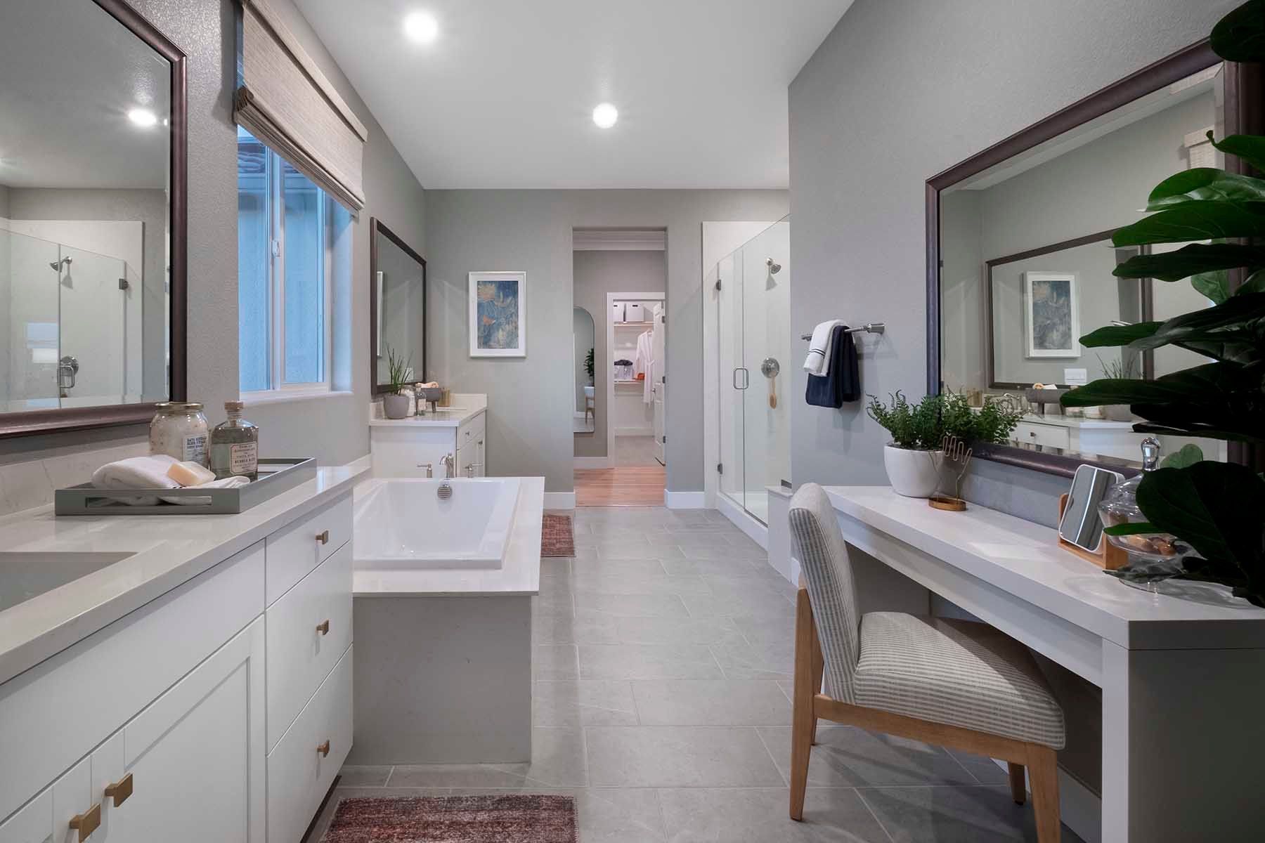 Valley Oak-Parks-Plan 2-Bathroom-1800x1200-Model Photography