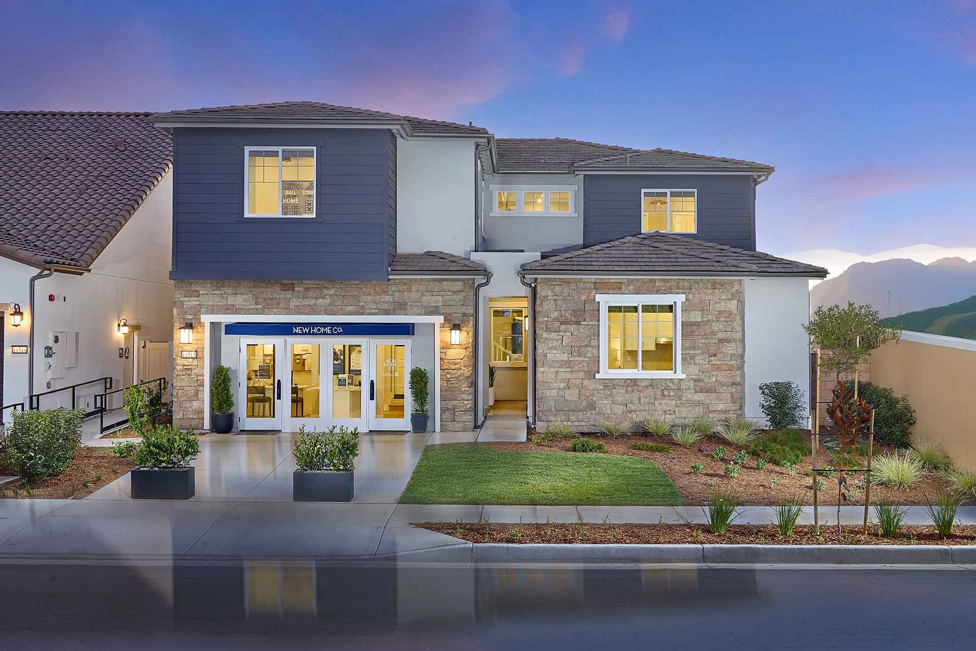 Rosewood Plan 3 - Sales Front - Model Photography