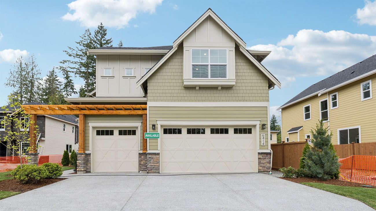 Cedar Estates - Lot 4 - Front Exterior w Trellis - CROPPED Model Photography