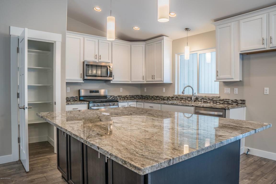 The Thomas Company,99645