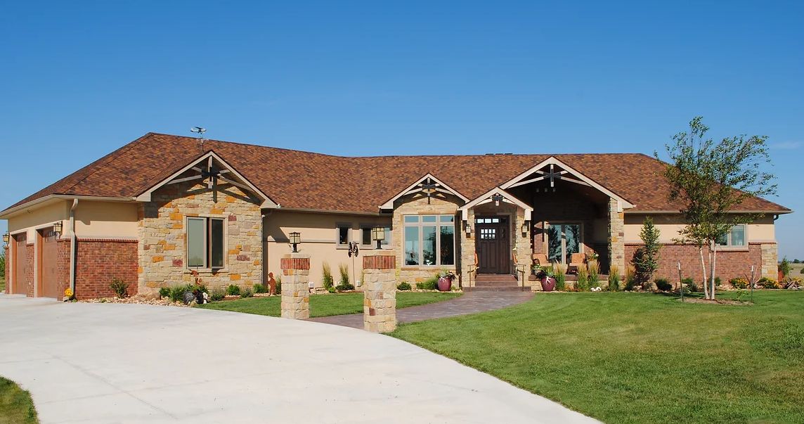 Thomas Quality Homes,67530