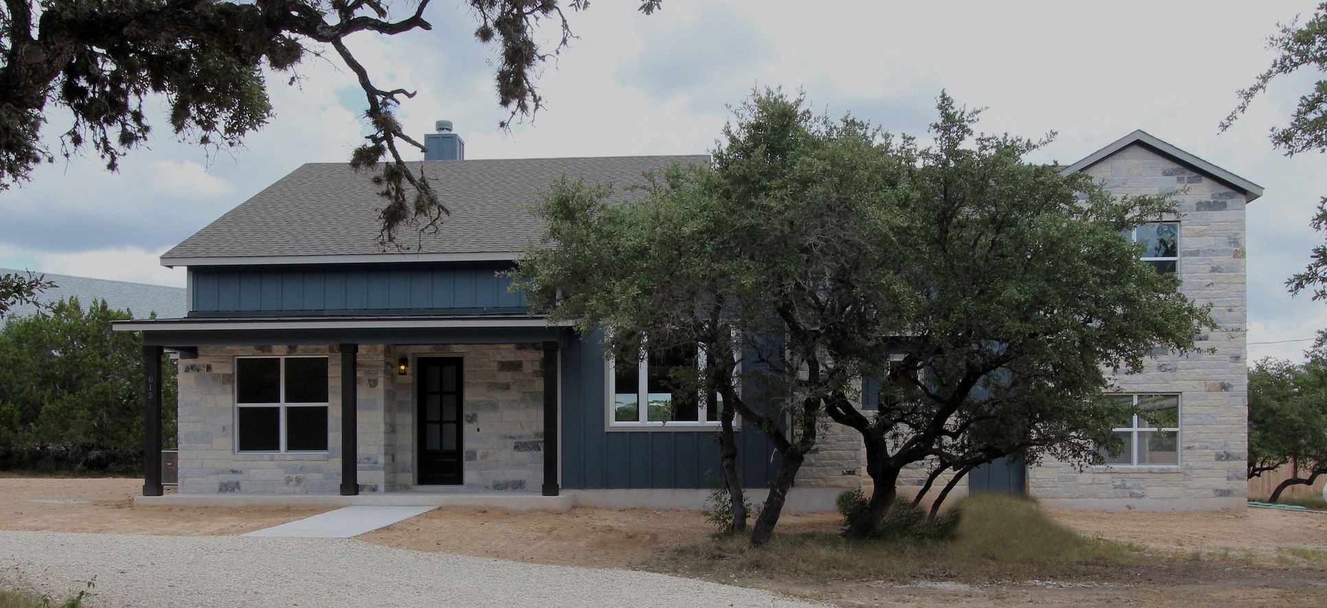 Three Oaks Home,78676