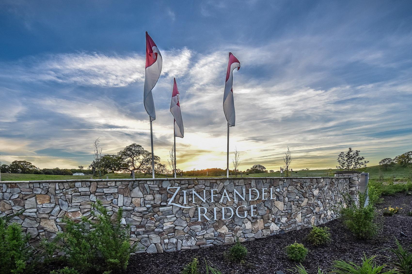 Zinfandel Ridge:Community Image
